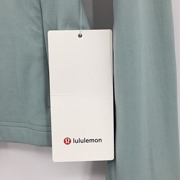Lululemon Nulu Cropped Define Jacket in Silver Blue Sz 14 NWT - Picture 4 of 8